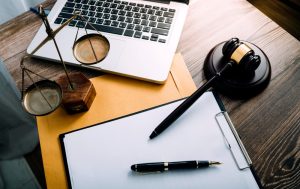 адвокат по судебным делам